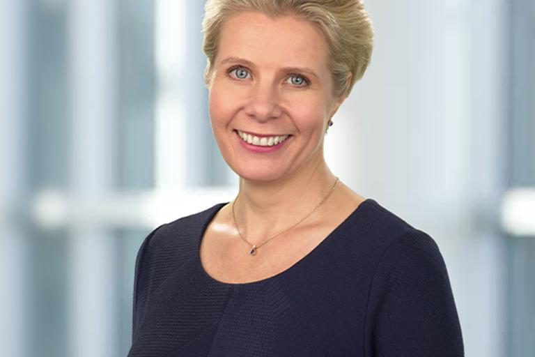 Portrait of Susanne Suhonen, leadership advisor at Russell Reynolds Associates