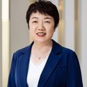 Portrait of Grace Cheng, leadership advisor at Russell Reynolds Associates