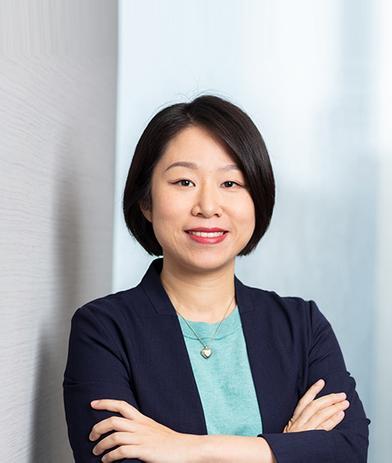 Portrait of Olivia Liang, leadership advisor at Russell Reynolds Associates