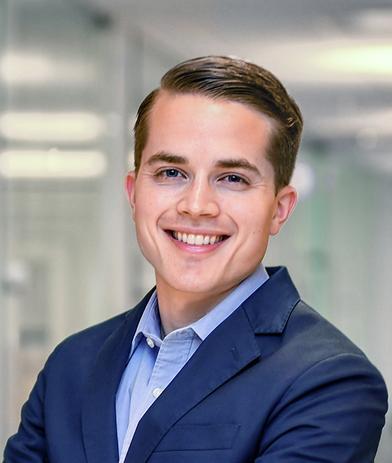 Portrait of Hunter Burke, leadership advisor at Russell Reynolds Associates