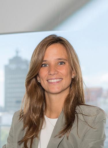 Portrait of Marta Fernández, leadership advisor at Russell Reynolds Associates