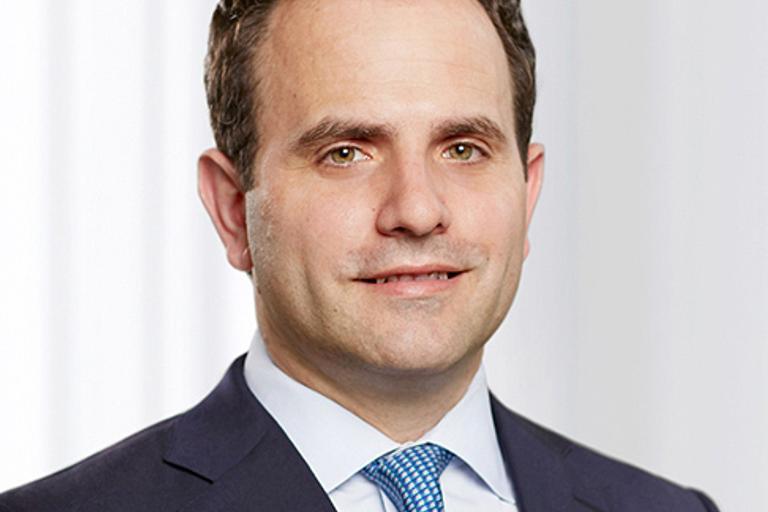 Portrait of Jim Lawson, leadership advisor at Russell Reynolds Associates