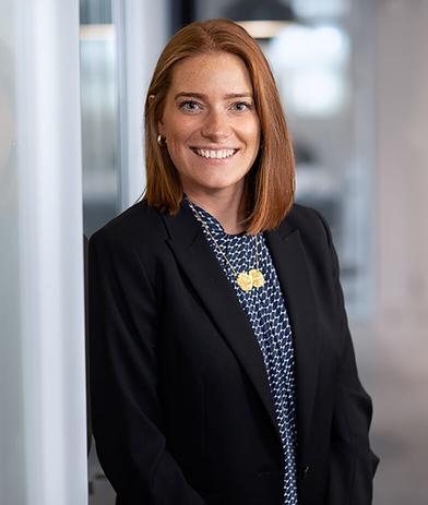 Portrait of Joanna Barry, leadership advisor at Russell Reynolds Associates