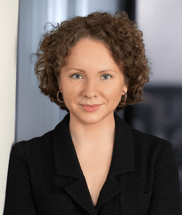 Portrait of Irina Okuneva, leadership advisor at Russell Reynolds Associates.png