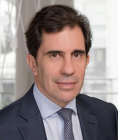 Portrait of Carl Azar, leadership advisor at Russell Reynolds Associates