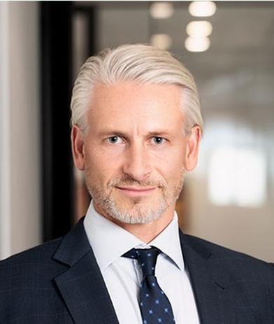 Portrait of Christopher Bradley, leadership advisor at Russell Reynolds Associates