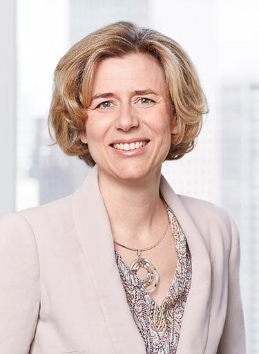 Portrait of Katrien Demeester, leadership advisor at Russell Reynolds Associates