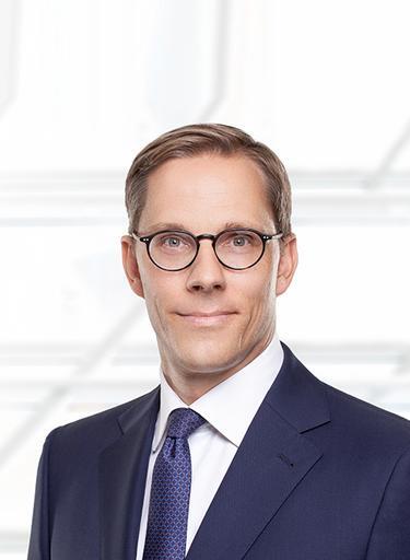 Portrait of Robert Kämper, leadership advisor at Russell Reynolds Associates