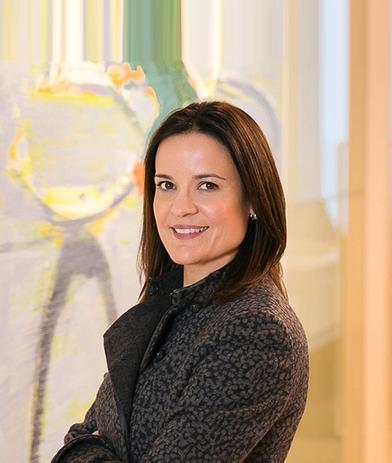Portrait of Gabrielle Lajoie, leadership advisor at Russell Reynolds Associates