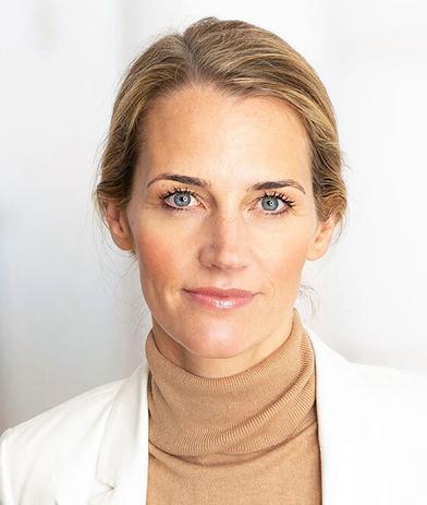 Portrait of Wibke Dauletiar, leadership advisor at Russell Reynolds Associates