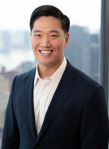 Portrait of Jason Jin, leadership advisor at Russell Reynolds Associates