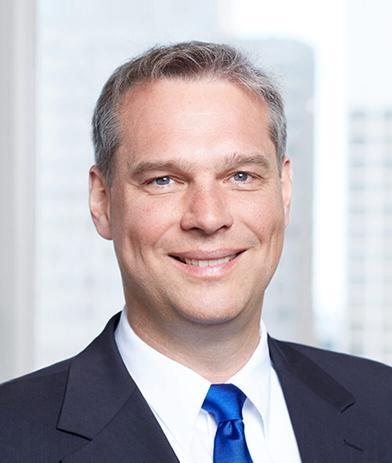 Portrait of Thorsten Bauer, leadership advisor at Russell Reynolds Associates
