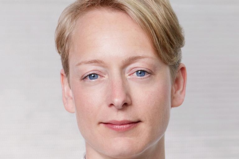 Portrait of Anna Penfold, leadership advisor at Russell Reynolds Associates