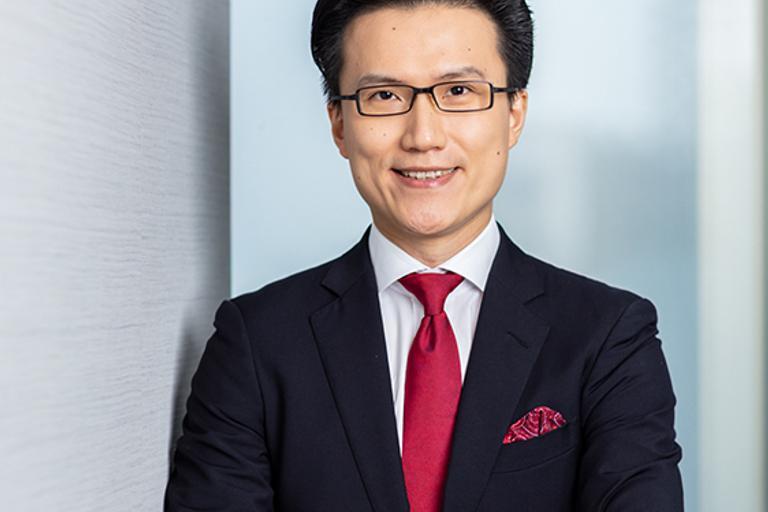 Portrait of Chen Chen, leadership advisor at Russell Reynolds Associates