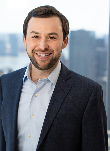 Portrait of Andrew Bauer, leadership advisor at Russell Reynolds Associates