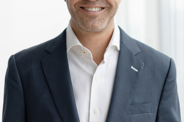 Portrait of Paco Ruiz-Maza, leadership advisor at Russell Reynolds Associates