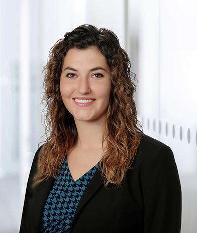 Portrait of Ericka Bautista Wisthoff, leadership advisor at Russell Reynolds Associates