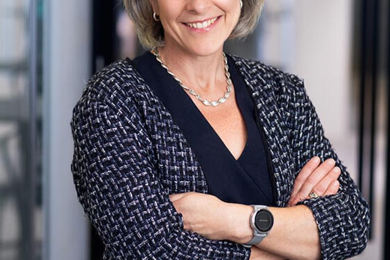 Portrait of Sarah Galloway, leadership advisor at Russell Reynolds Associates