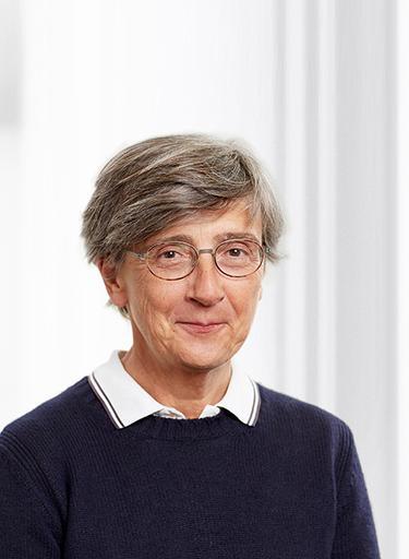 Portrait of Beatrice Ballini, leadership advisor at Russell Reynolds Associates