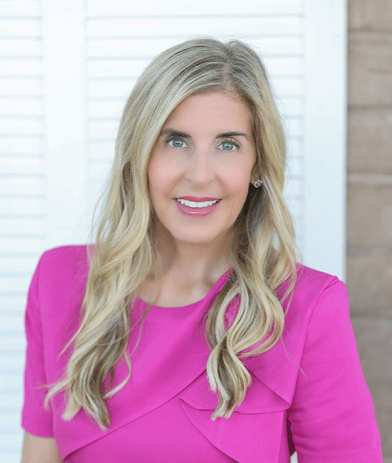 Portrait of Jenna Fisher, leadership advisor at Russell Reynolds Associates