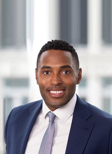 Portrait of Efe Ekhaese, leadership advisor at Russell Reynolds Associates