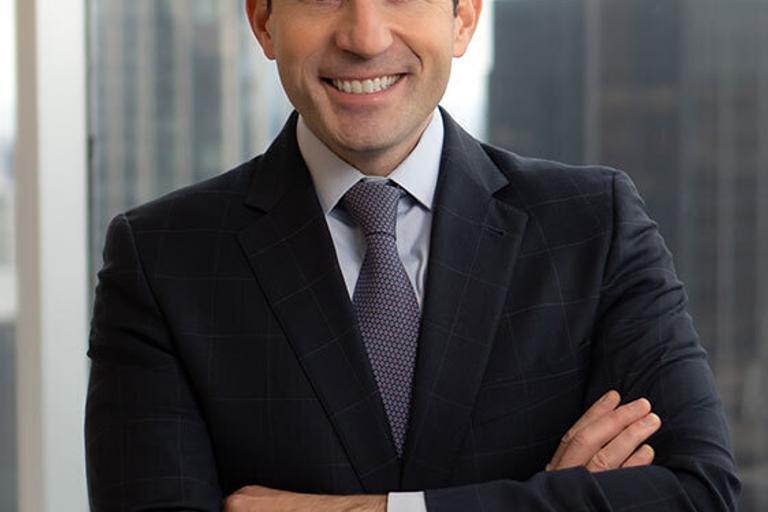 Portrait of Noah Schwarz, leadership advisor at Russell Reynolds Associates