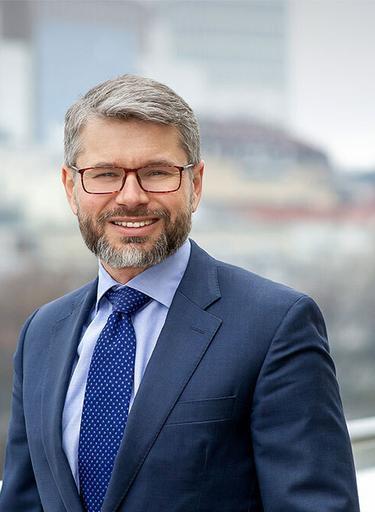 Portrait of Pawel Baranowski, leadership advisor at Russell Reynolds Associates