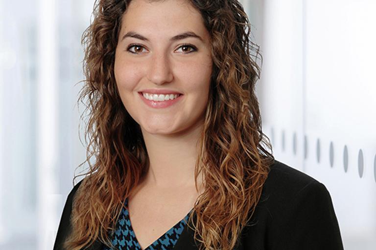 Portrait of Ericka Bautista Wisthoff, leadership advisor at Russell Reynolds Associates