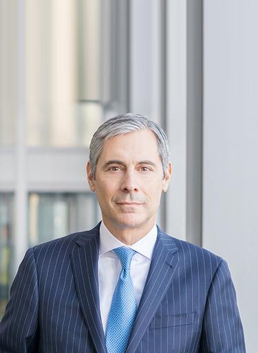 Portrait of Pierre Lefebvre, leadership advisor at Russell Reynolds Associates