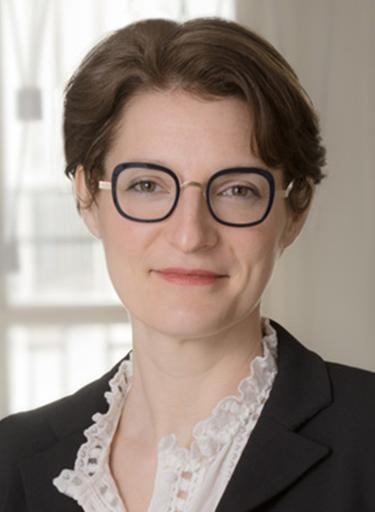 Portrait of Guylaine David, leadership advisor at Russell Reynolds Associates