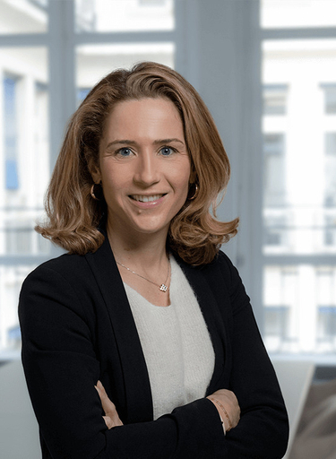 Portrait of Julie Rullier, leadership advisor at Russell Reynolds Associates