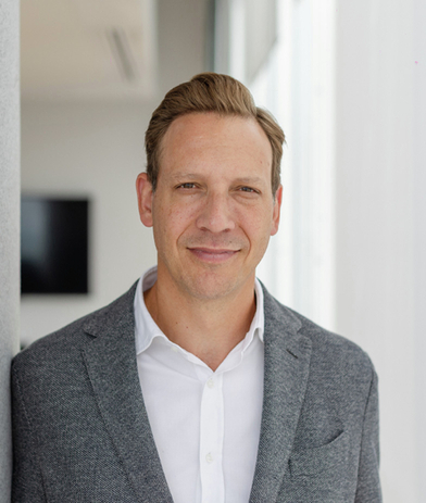 Portrait of Rafael Martínez Gallardo, leadership advisor at Russell Reynolds Associates