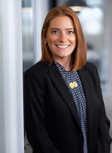 Portrait of Joanna Barry, leadership advisor at Russell Reynolds Associates