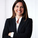 Portrait of Jasmine Jenny, leadership advisor at Russell Reynolds Associates