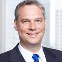 Portrait of Thorsten Bauer, leadership advisor at Russell Reynolds Associates