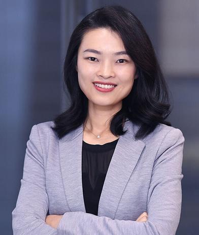 Portrait of Karen Zhao, leadership advisor at Russell Reynolds Associates