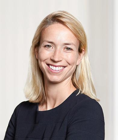Portrait of Laura Mantoura, leadership advisor at Russell Reynolds Associates