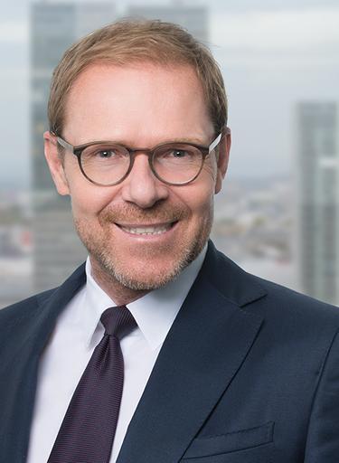 Portrait of Boris Jary, leadership advisor at Russell Reynolds Associates