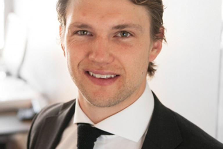 Portrait of Henrik Ødegaard, leadership advisor at Russell Reynolds Associates