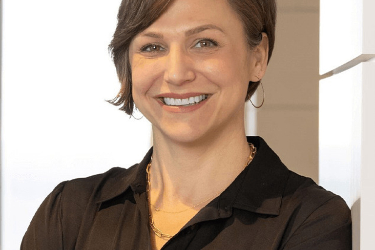 Portrait of Shannon Knott, leadership advisor at Russell Reynolds Associates