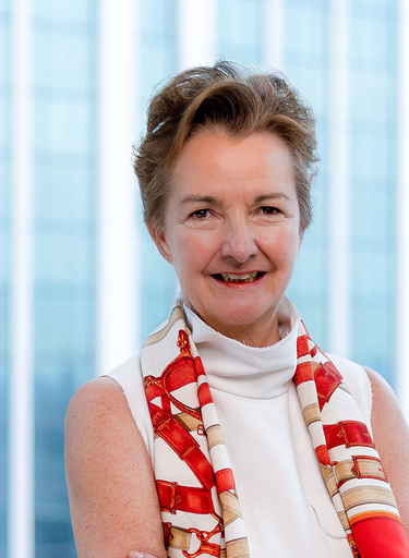 Portrait of Ulrike Wieduwilt, leadership advisor at Russell Reynolds Associates