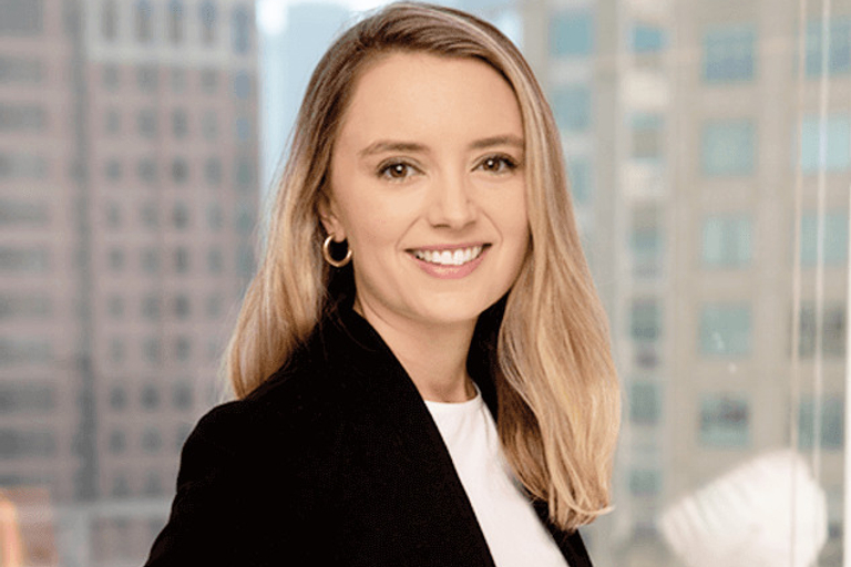 Portrait of Hannah Murphy, leadership advisor at Russell Reynolds Associates