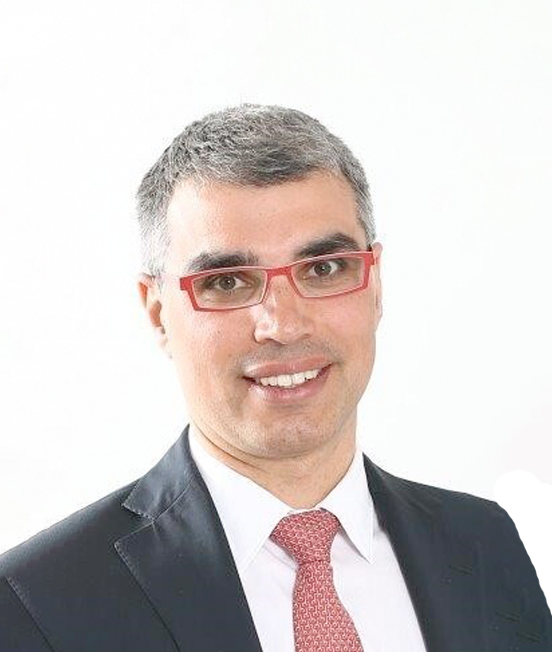 Portrait of Stefano Valvano, leadership advisor at Russell Reynolds Associates